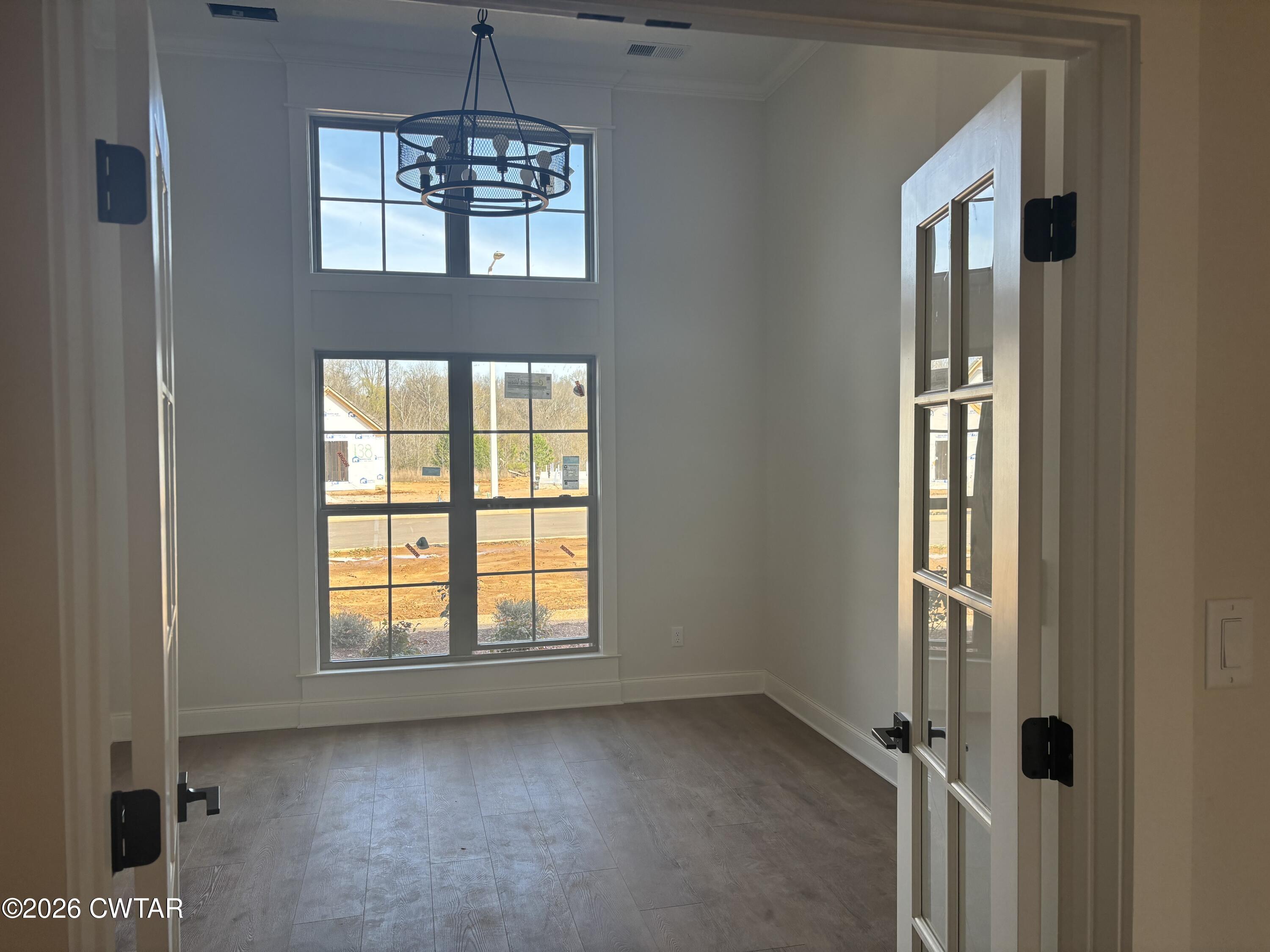 141 Roxbury Drive