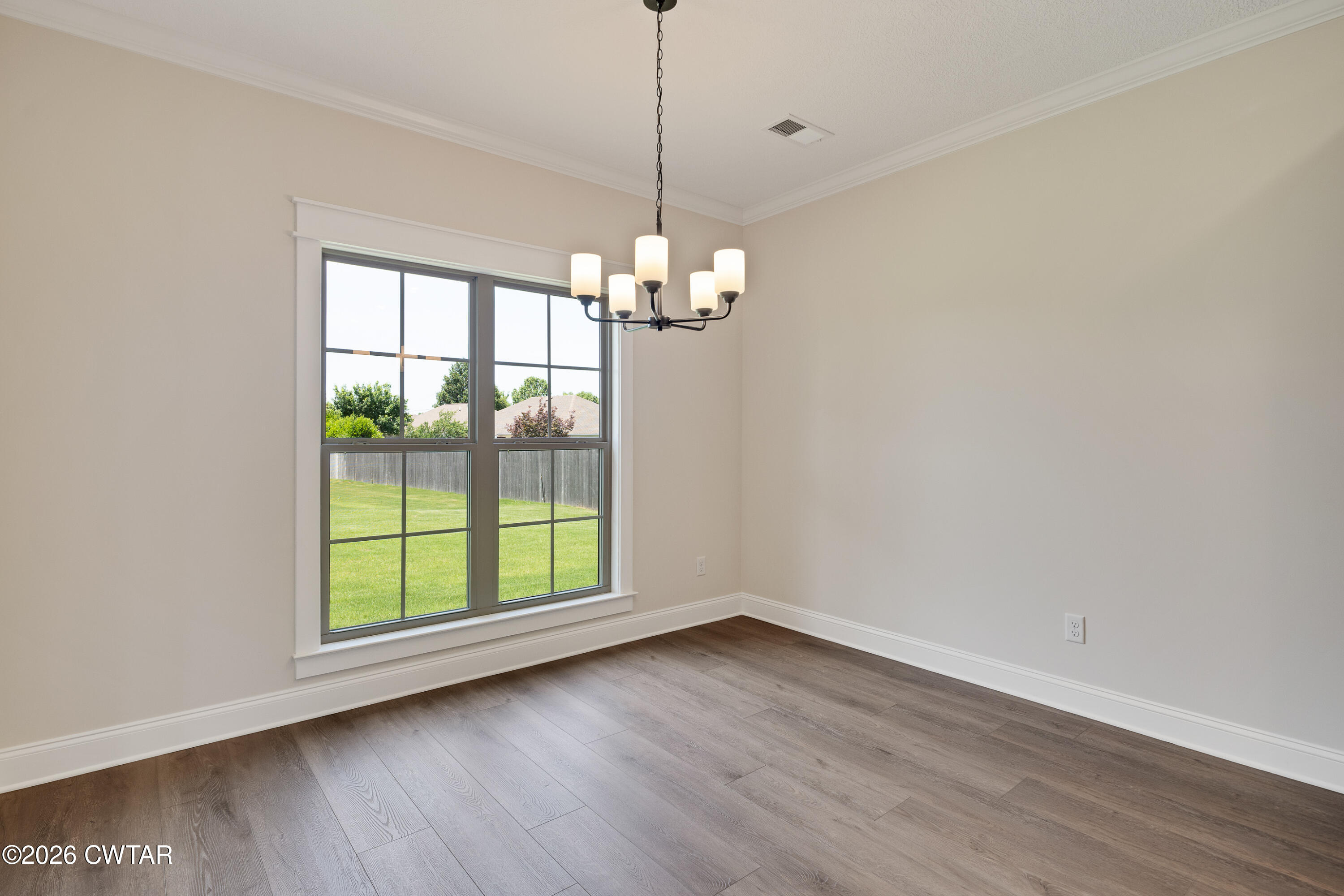 141 Roxbury Drive
