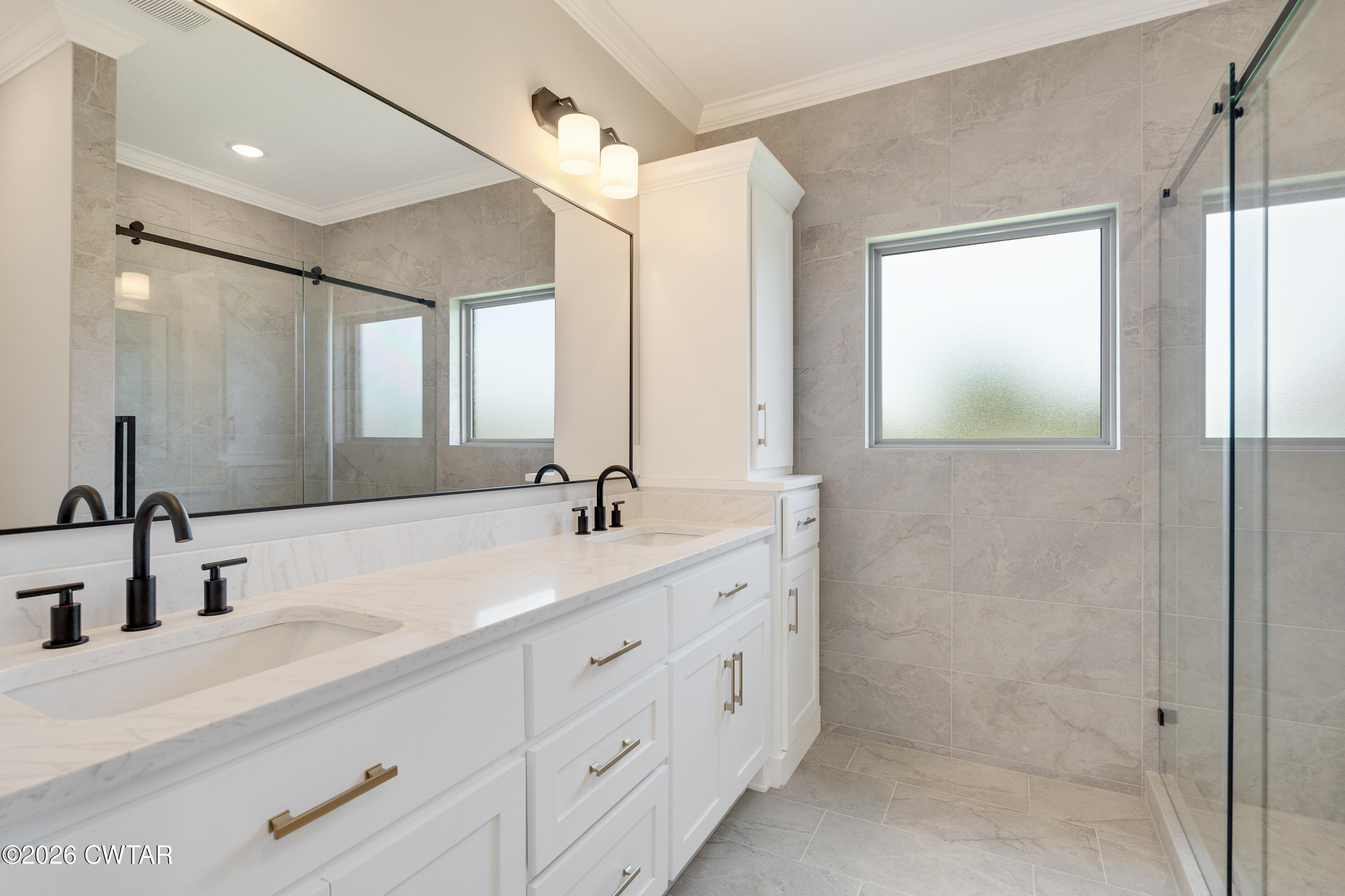 141 Roxbury Drive