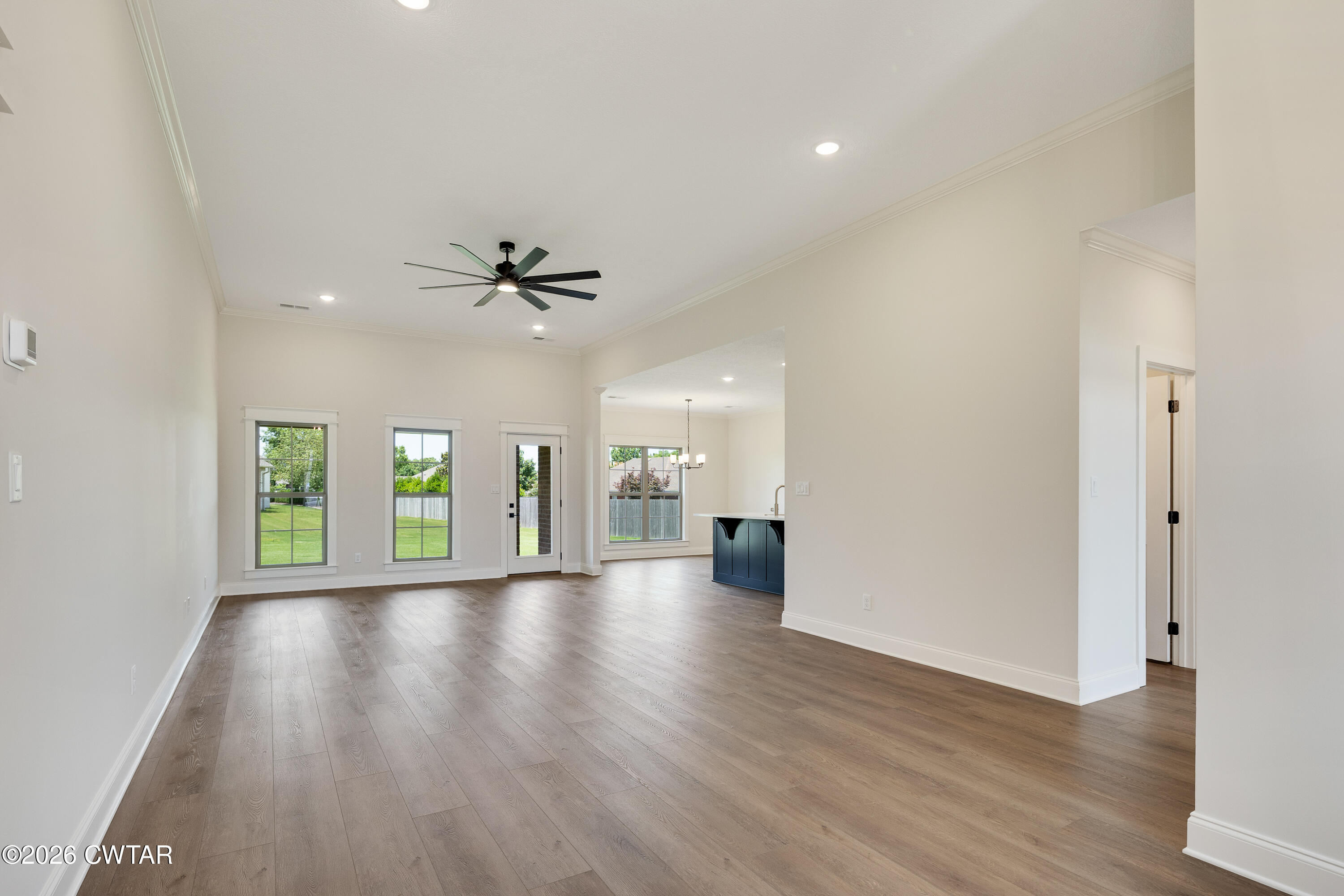 141 Roxbury Drive