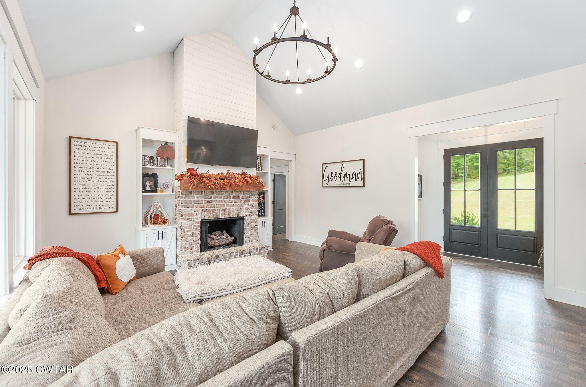 325 Forrest Hill Road