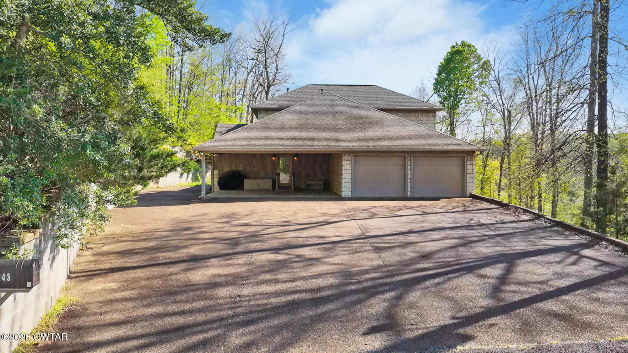 143 Creekside Village Lane