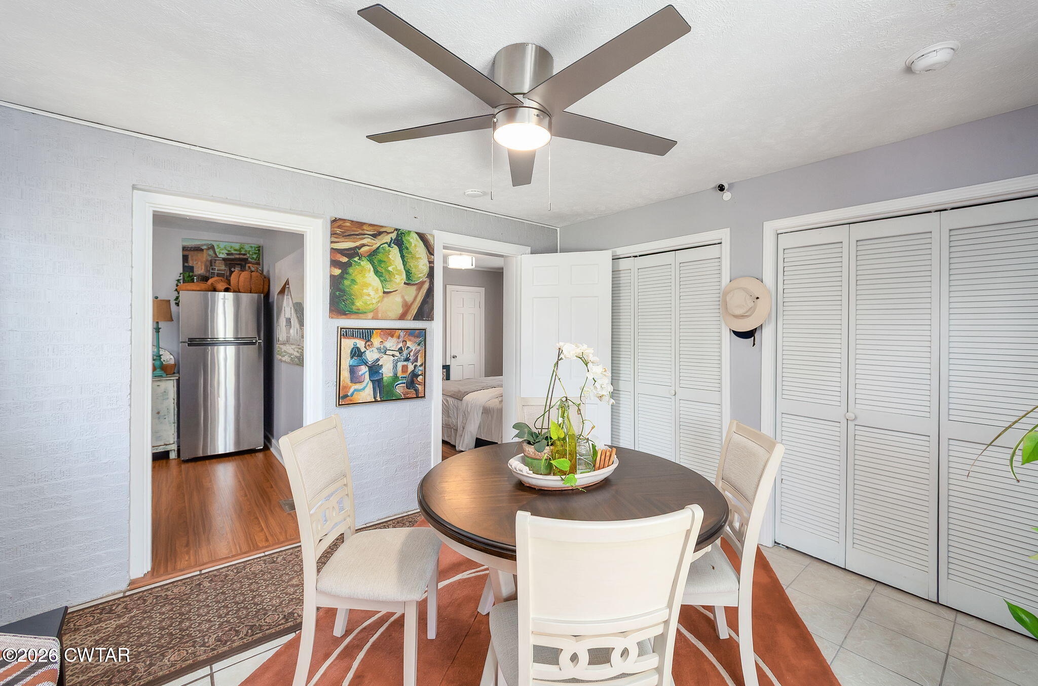 415 W Forest Avenue