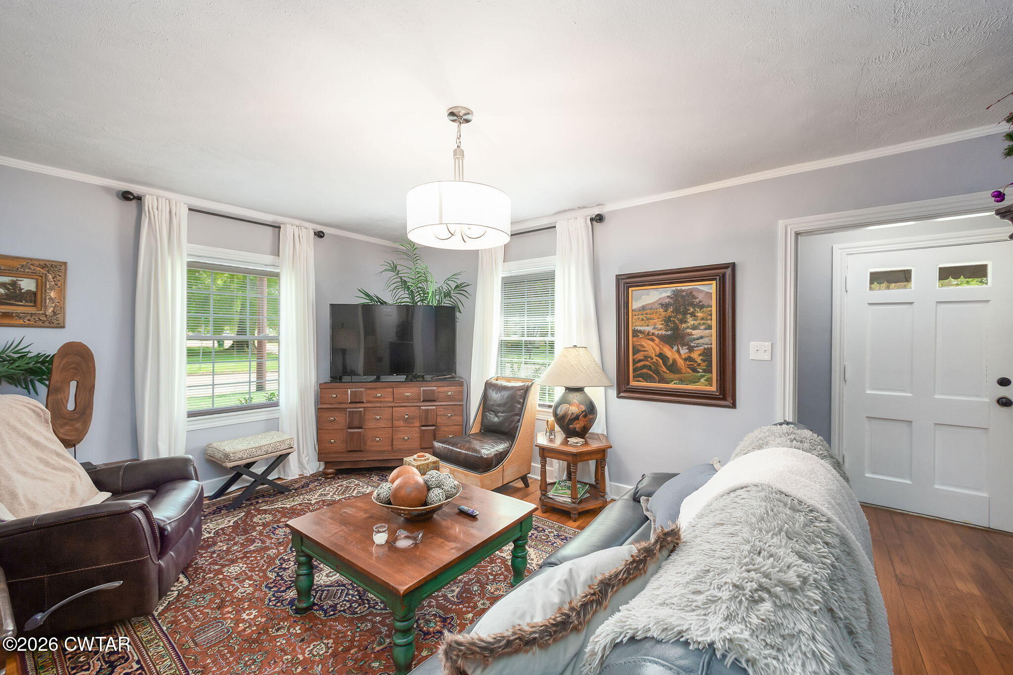 415 W Forest Avenue
