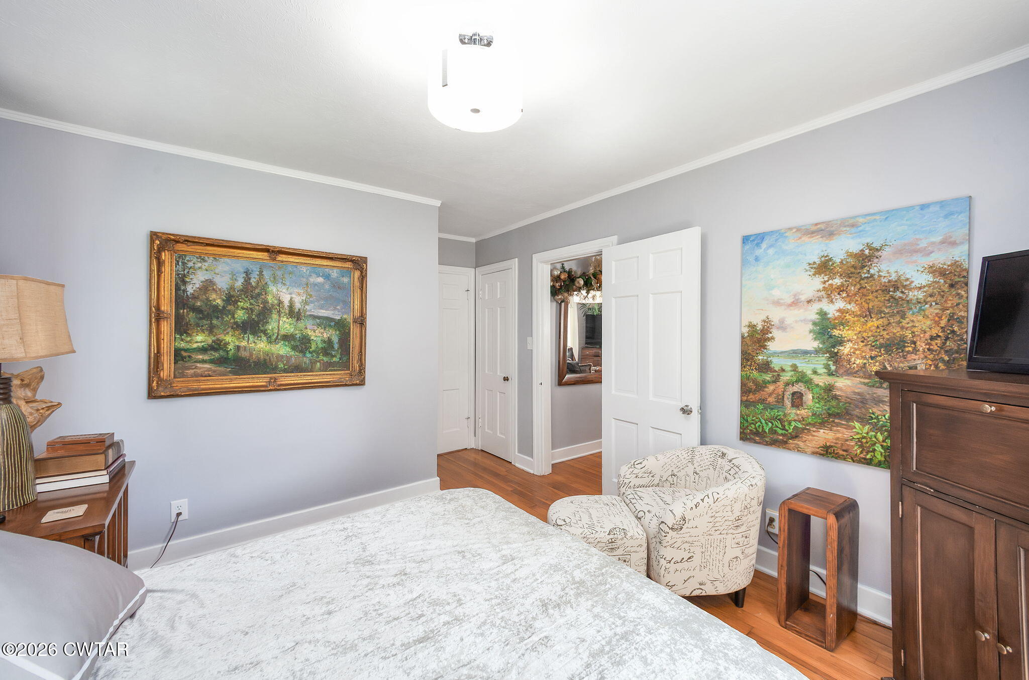 415 W Forest Avenue