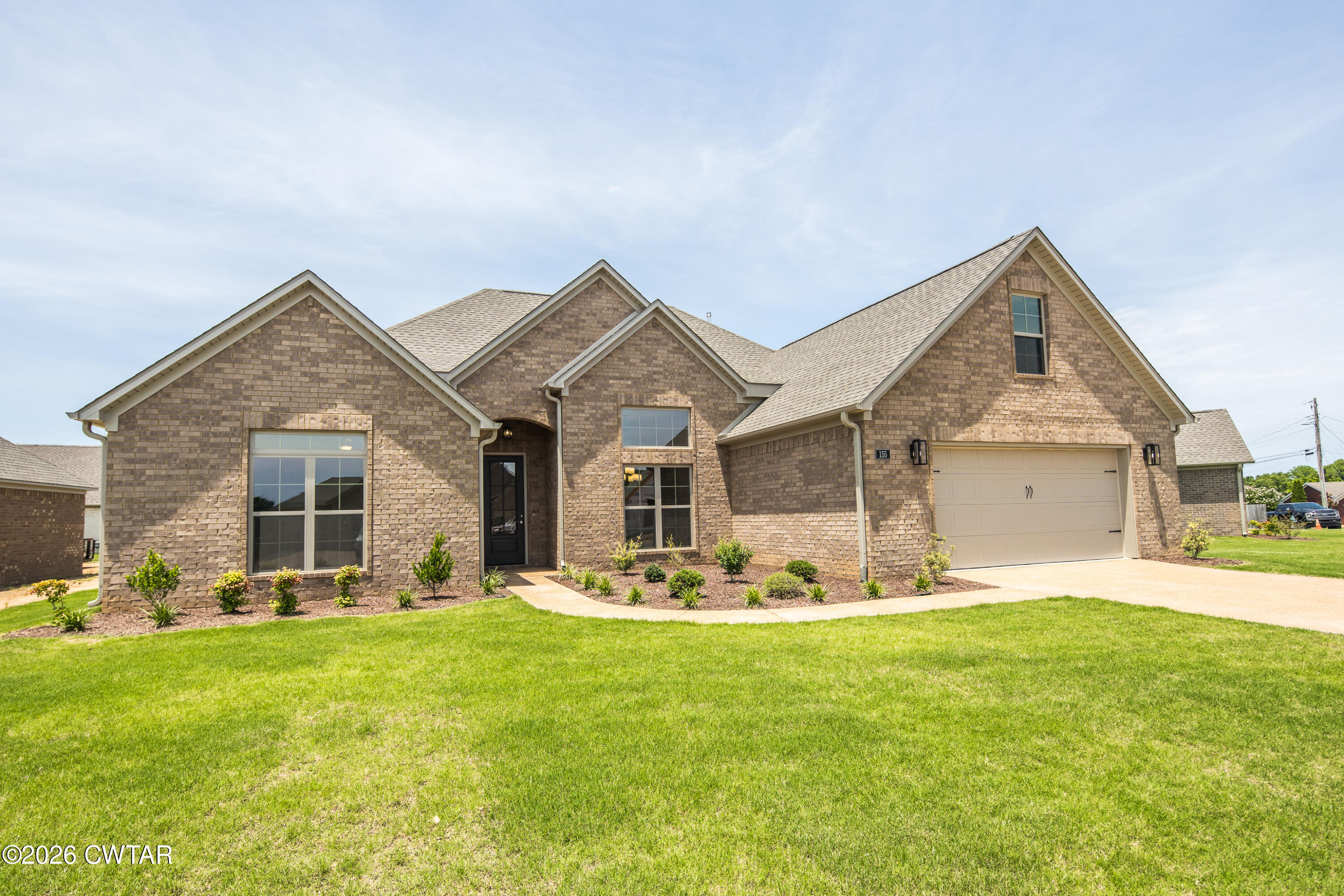 155 Roxbury Drive