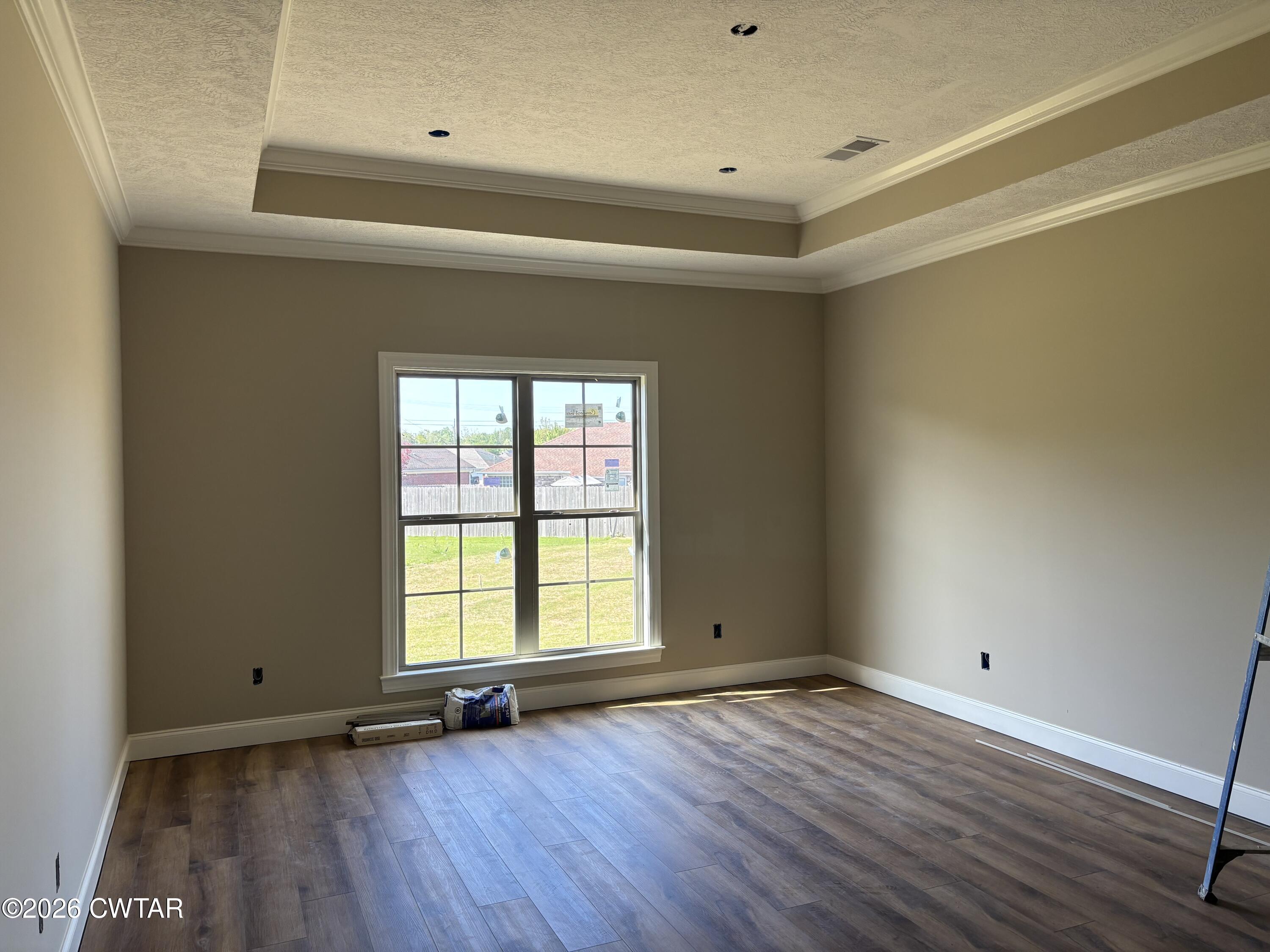 155 Roxbury Drive