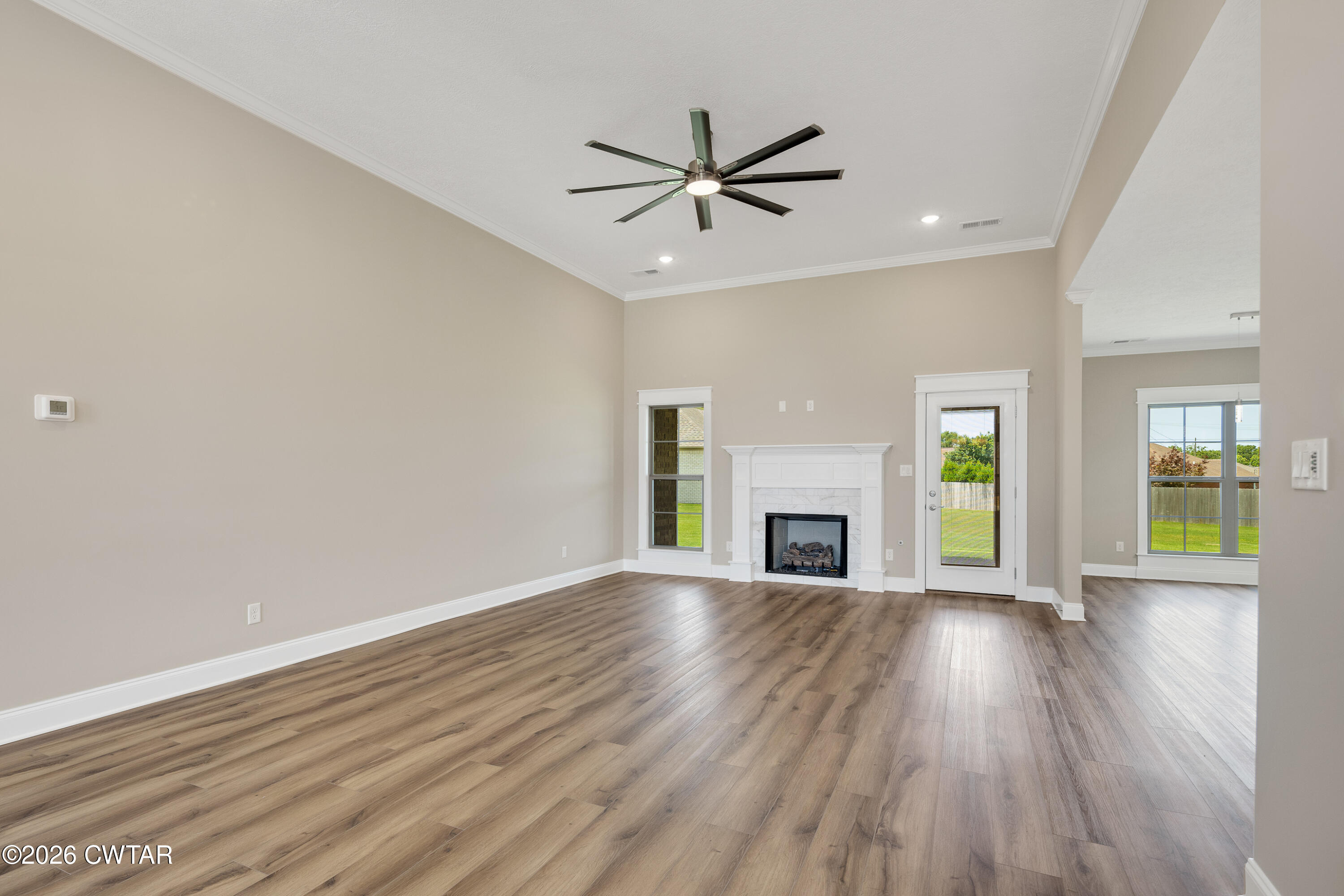 155 Roxbury Drive