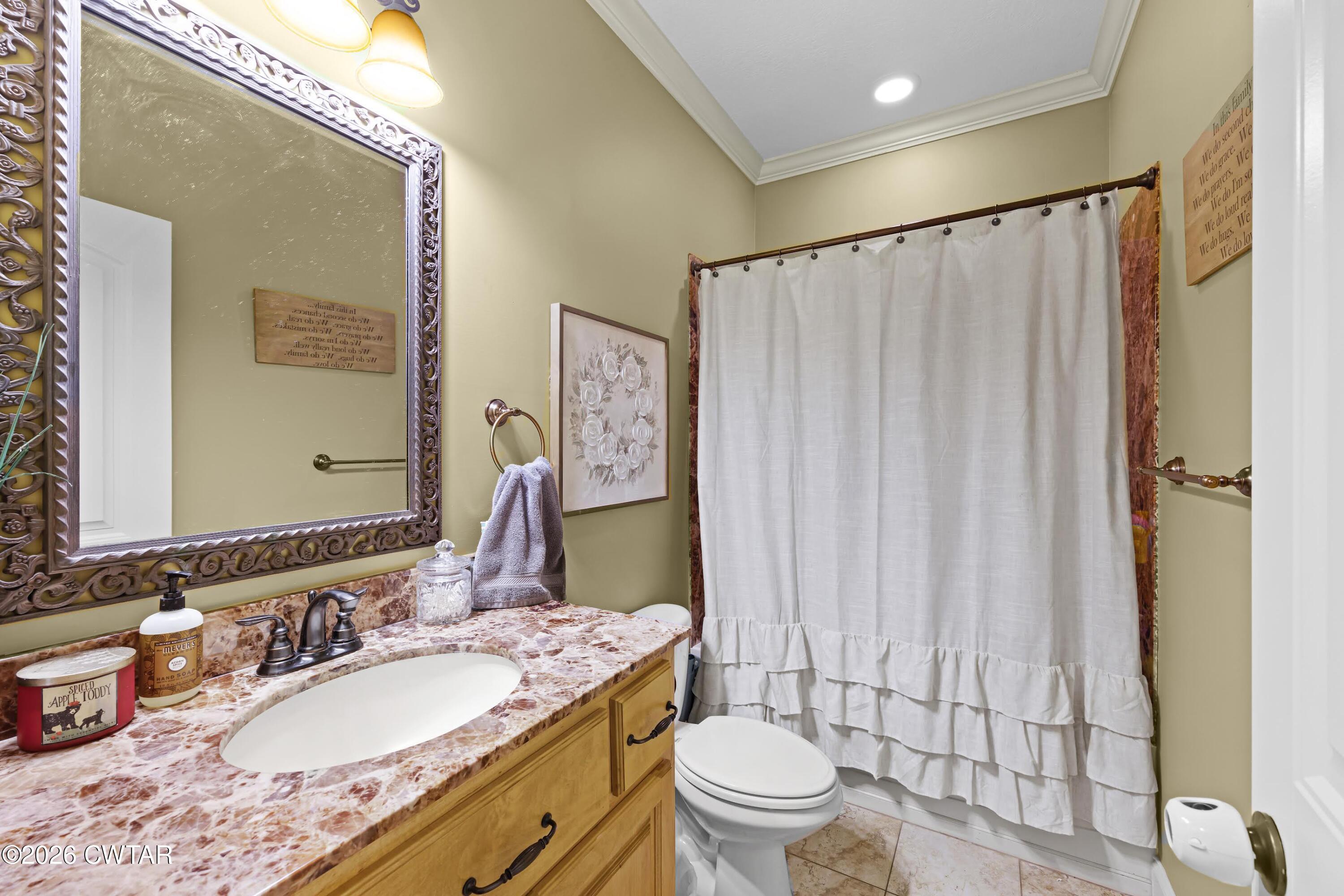 12 Annie Brooke Cove