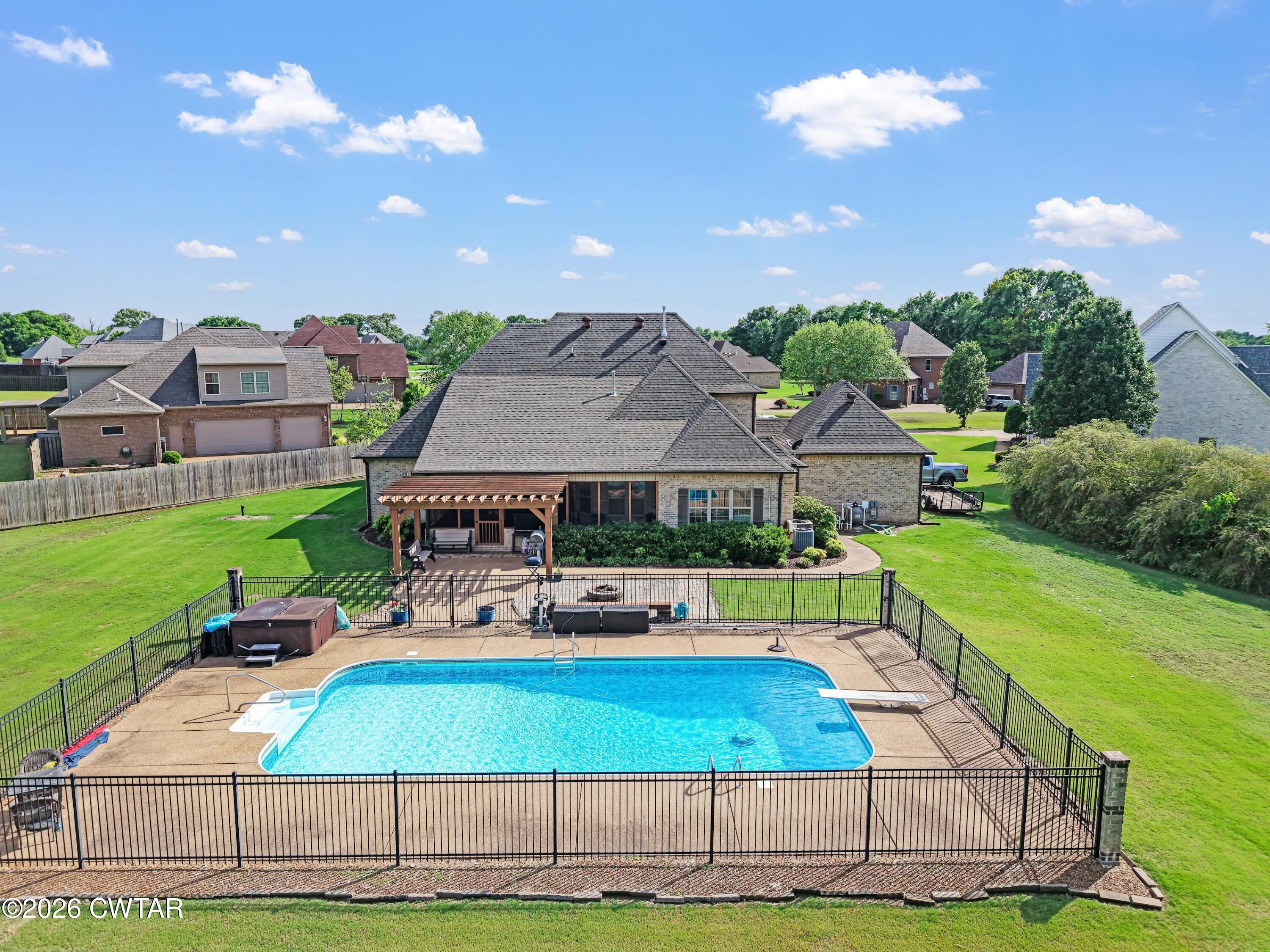12 Annie Brooke Cove