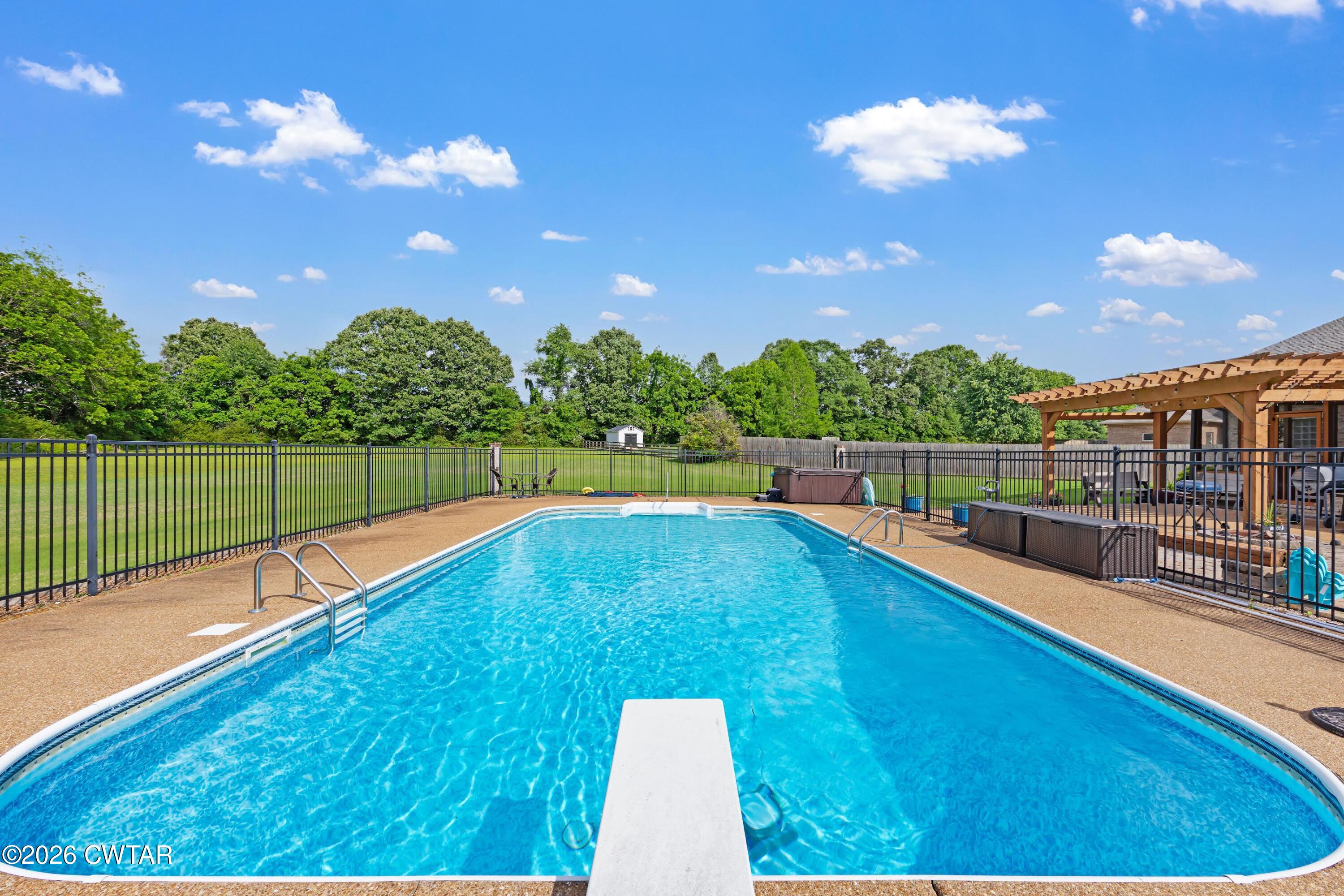 12 Annie Brooke Cove
