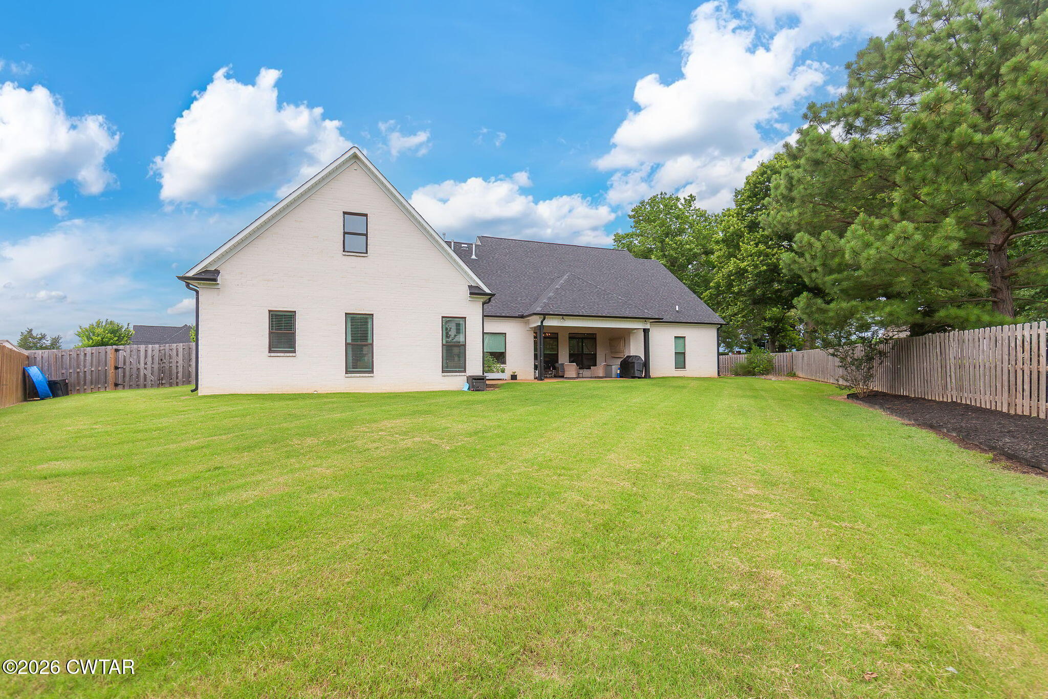 8 Larkson Lane