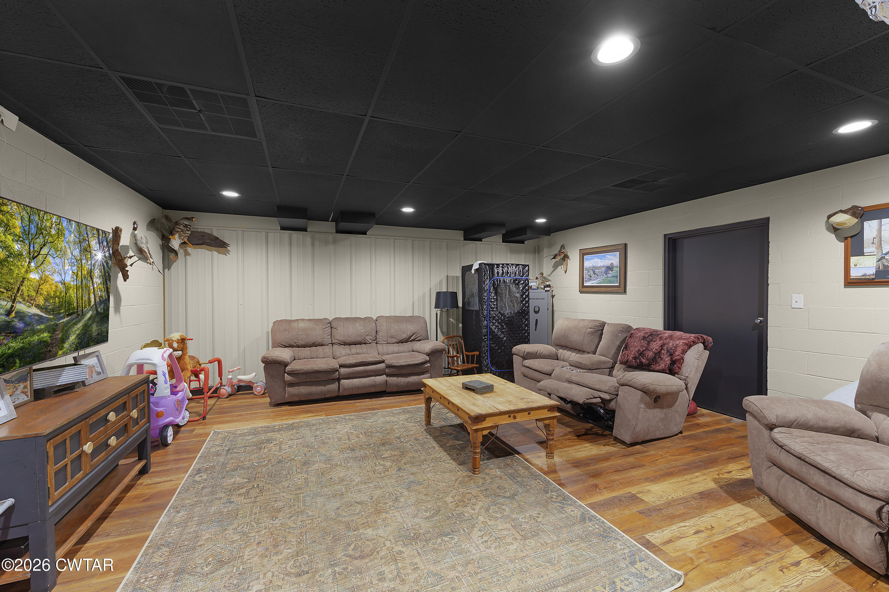 1569 Highway 70 E