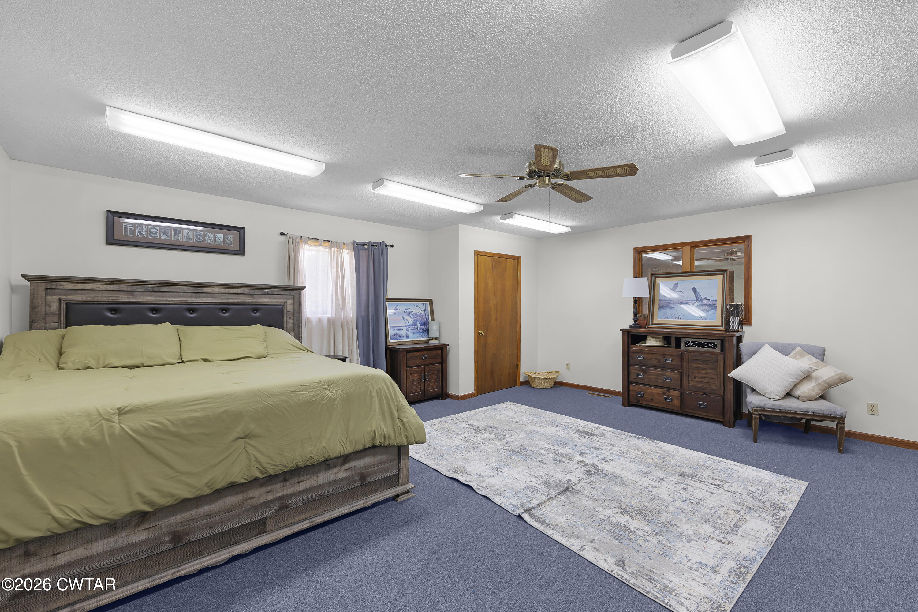 1569 Highway 70 E