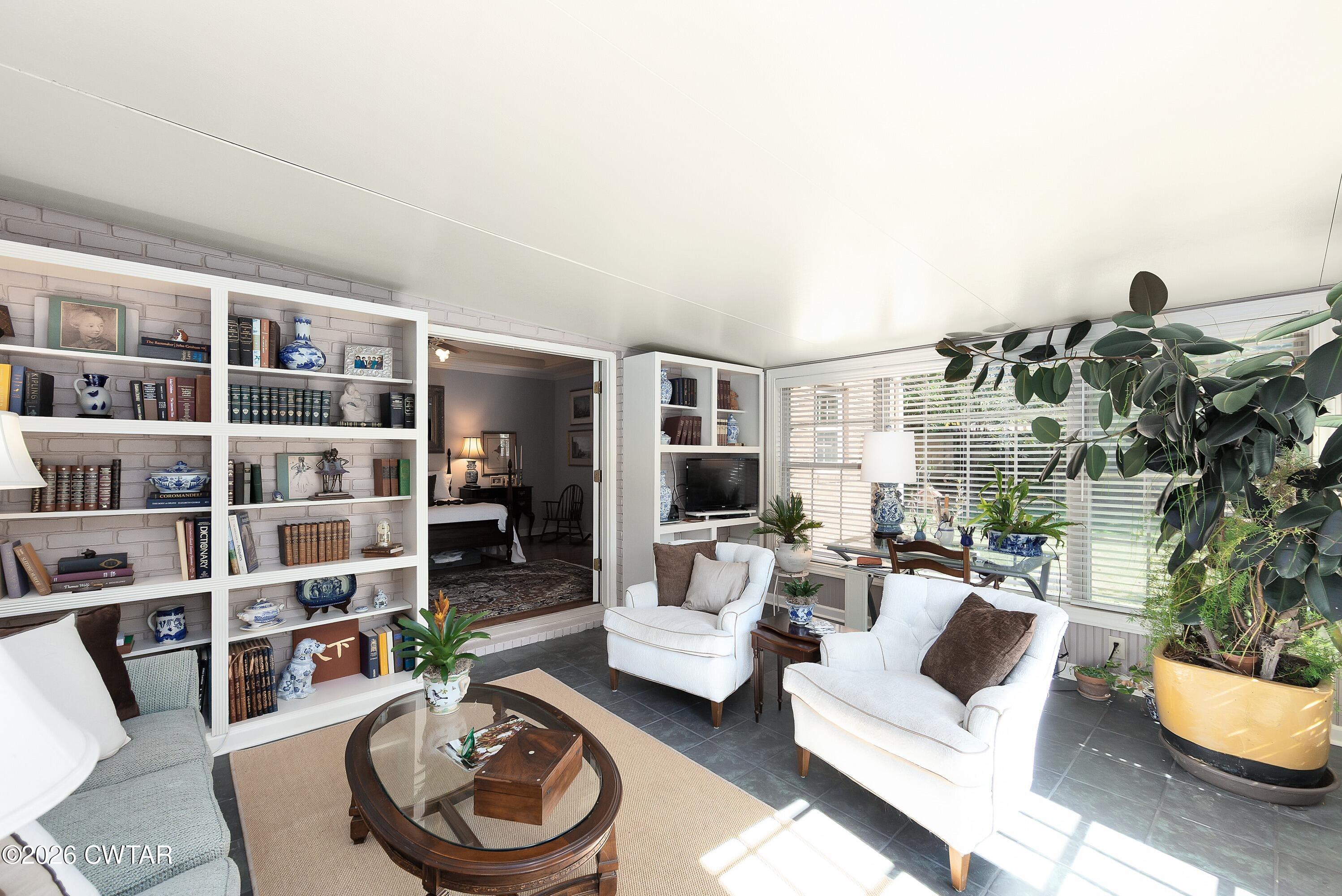 6 Highland Ridge Cove