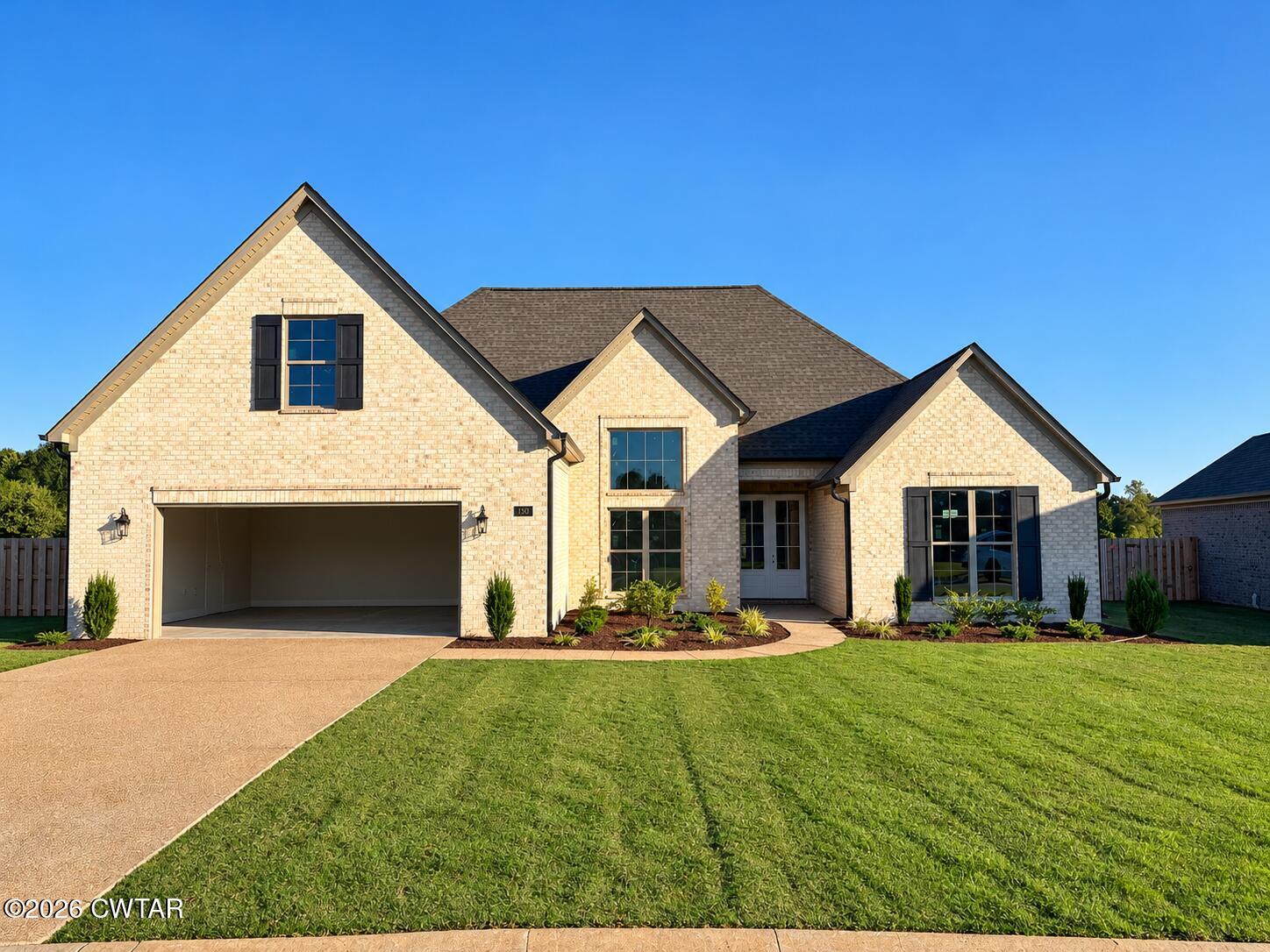 150 Roxbury Drive