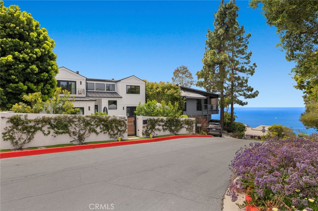 Laguna Village - Alta Vista