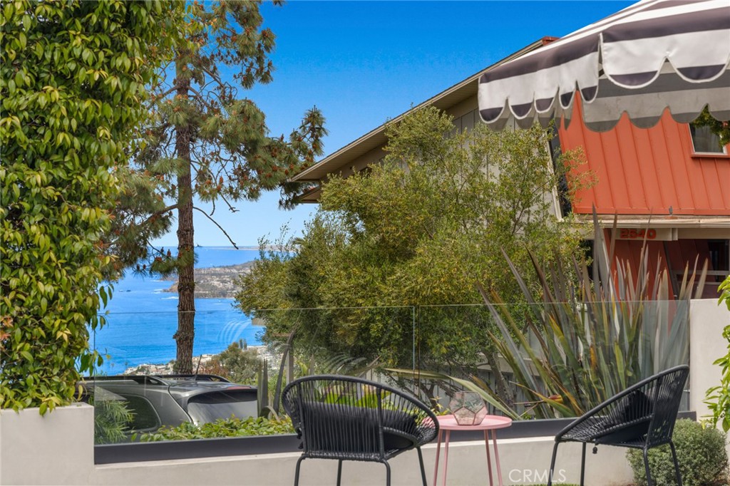 Laguna Village - Alta Vista