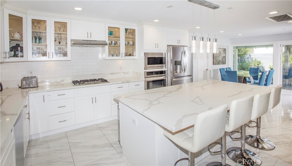 6051 Summerdale Drive