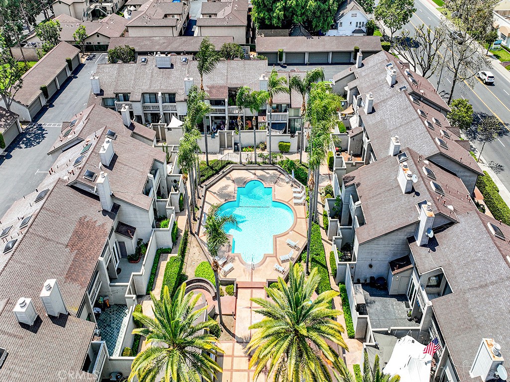 2220 E Chapman Avenue 53