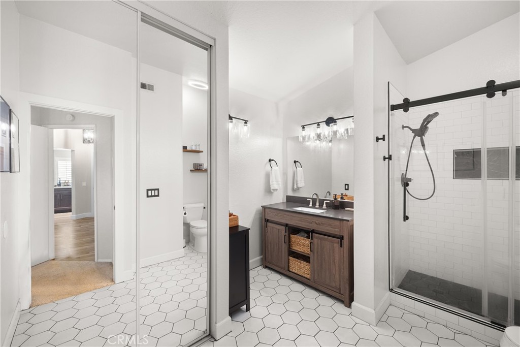 6855 Shadow Ridge Place