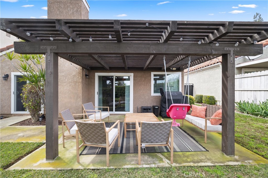 6855 Shadow Ridge Place