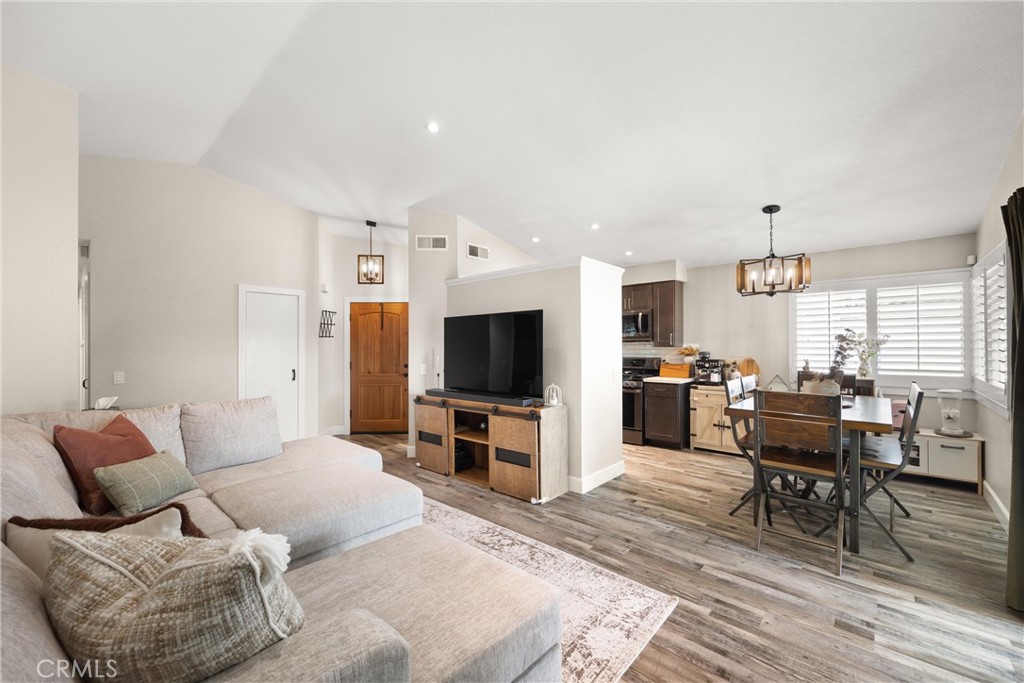 6855 Shadow Ridge Place