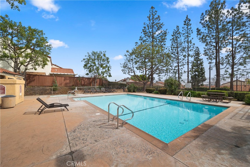 6855 Shadow Ridge Place