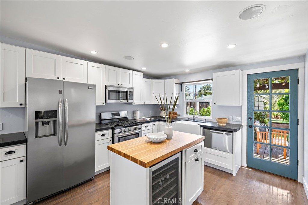 630 W Wilshire Avenue