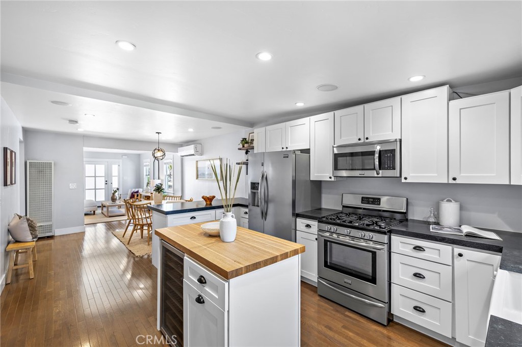 630 W Wilshire Avenue