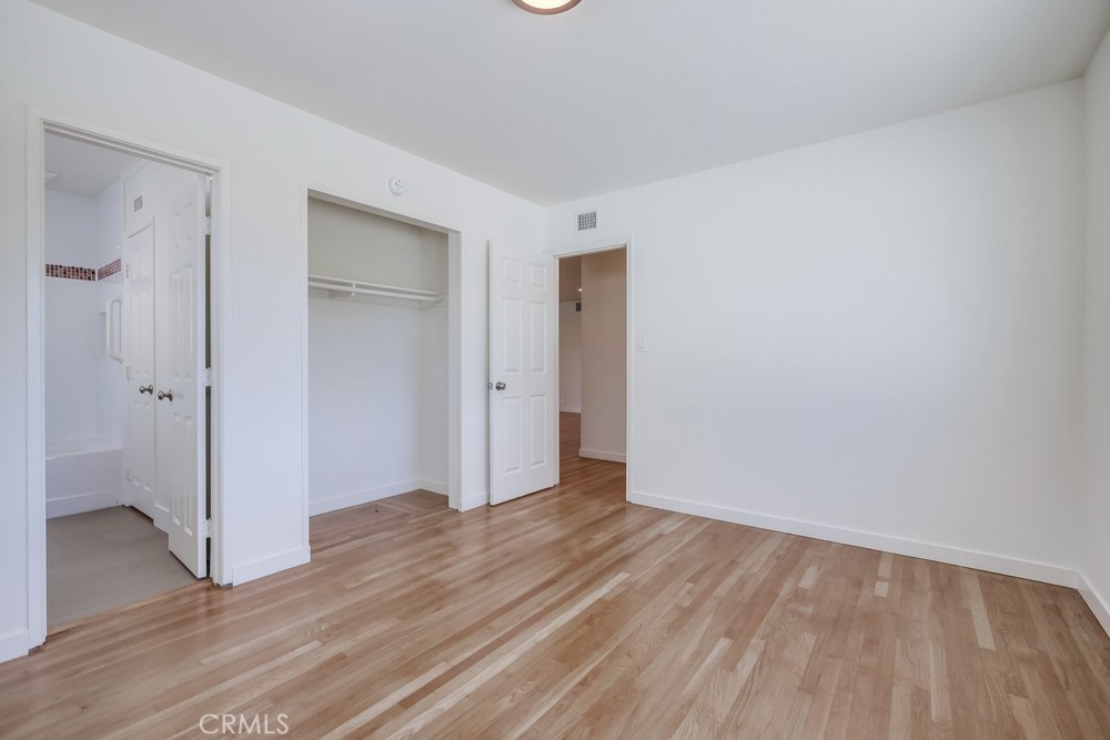 1461 W Flower Avenue