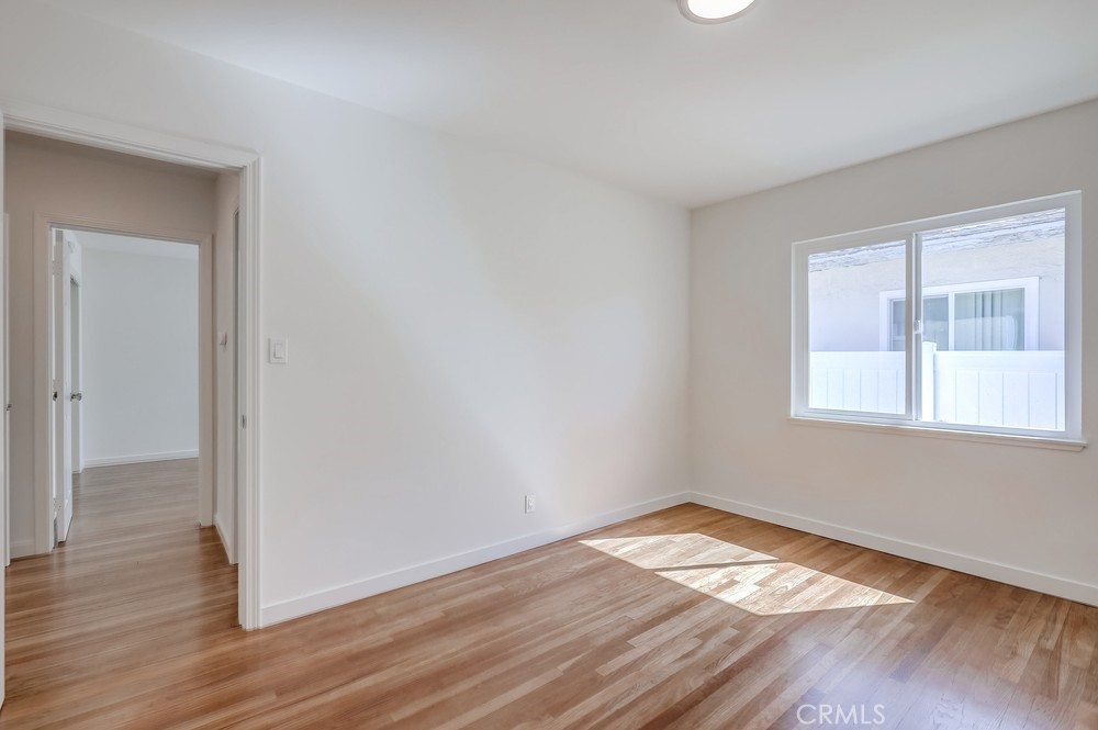 1461 W Flower Avenue