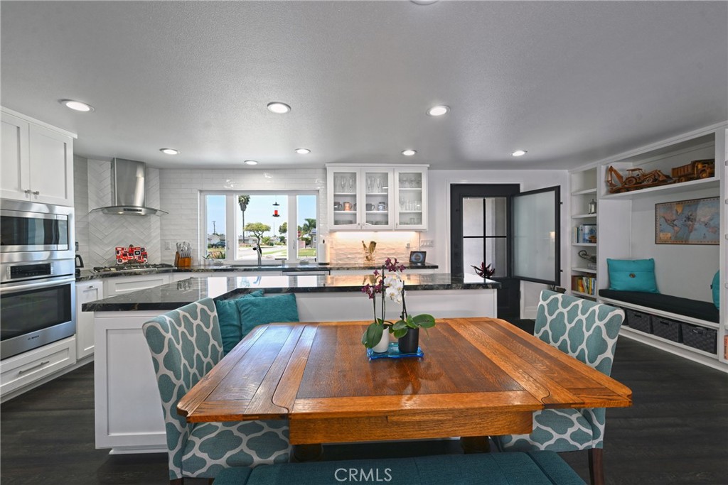 5784 Los Molinos Drive