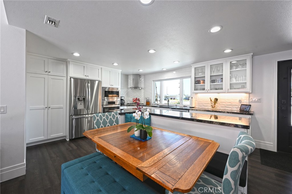 5784 Los Molinos Drive