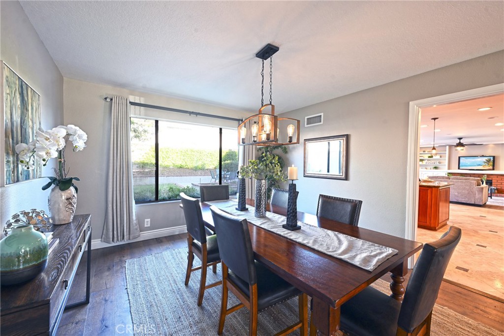 4334 Mahogany Circle