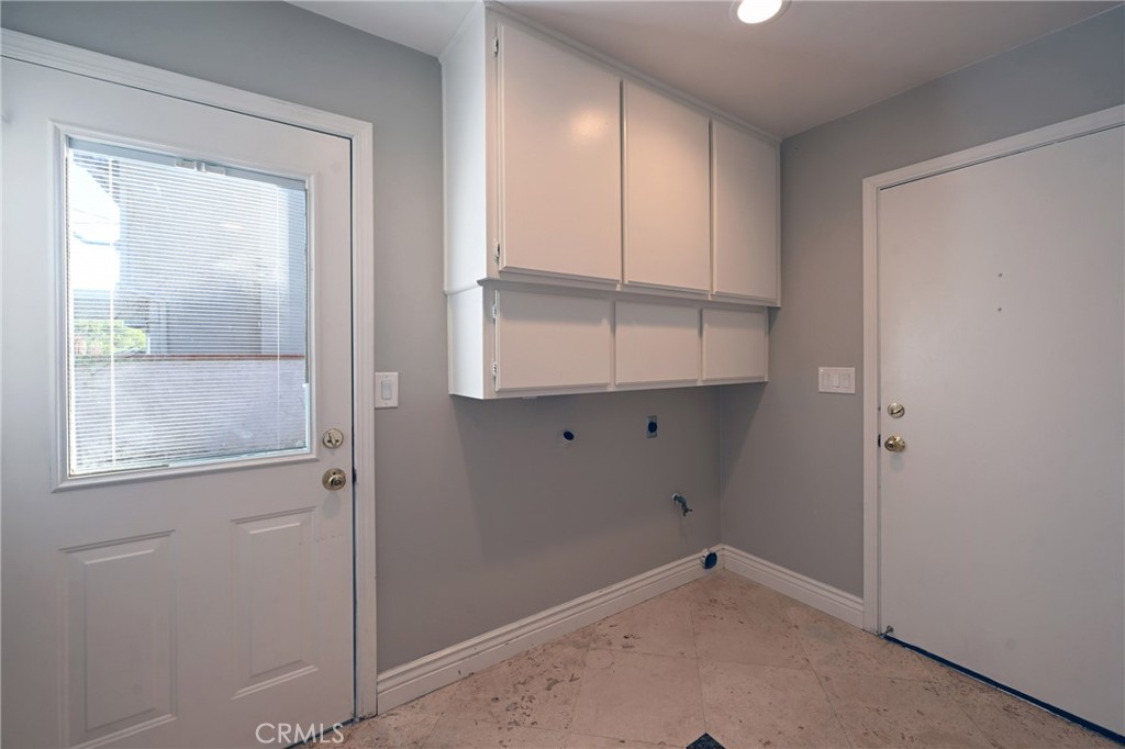 4334 Mahogany Circle