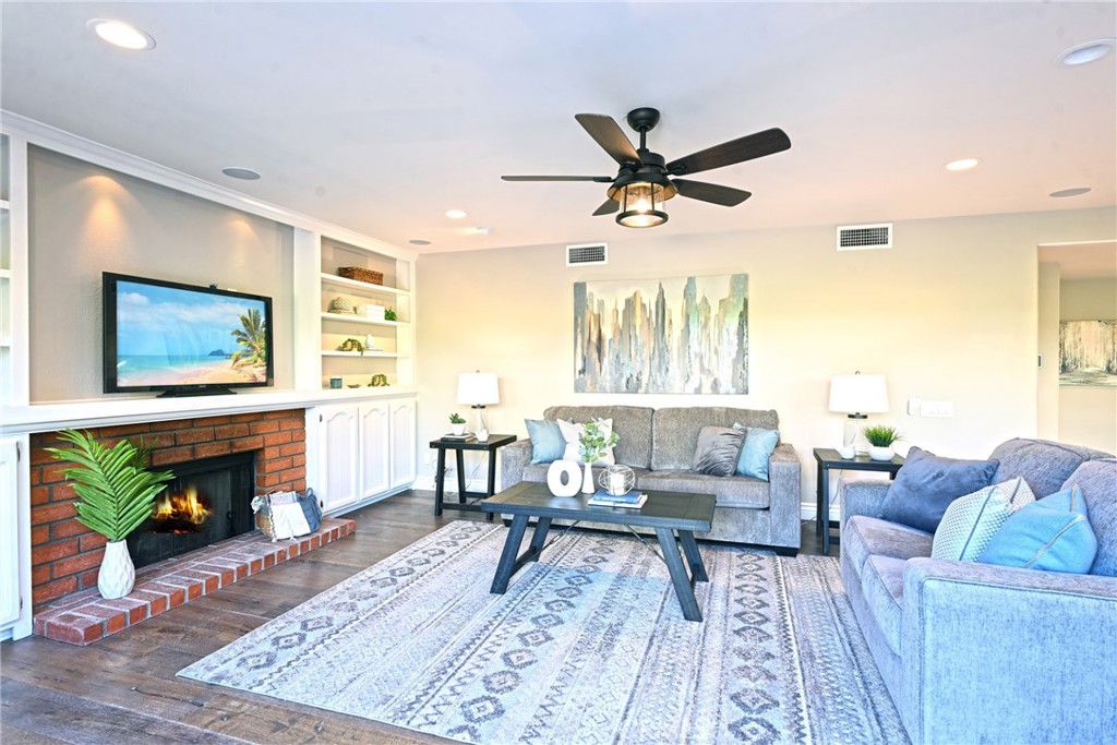 4334 Mahogany Circle