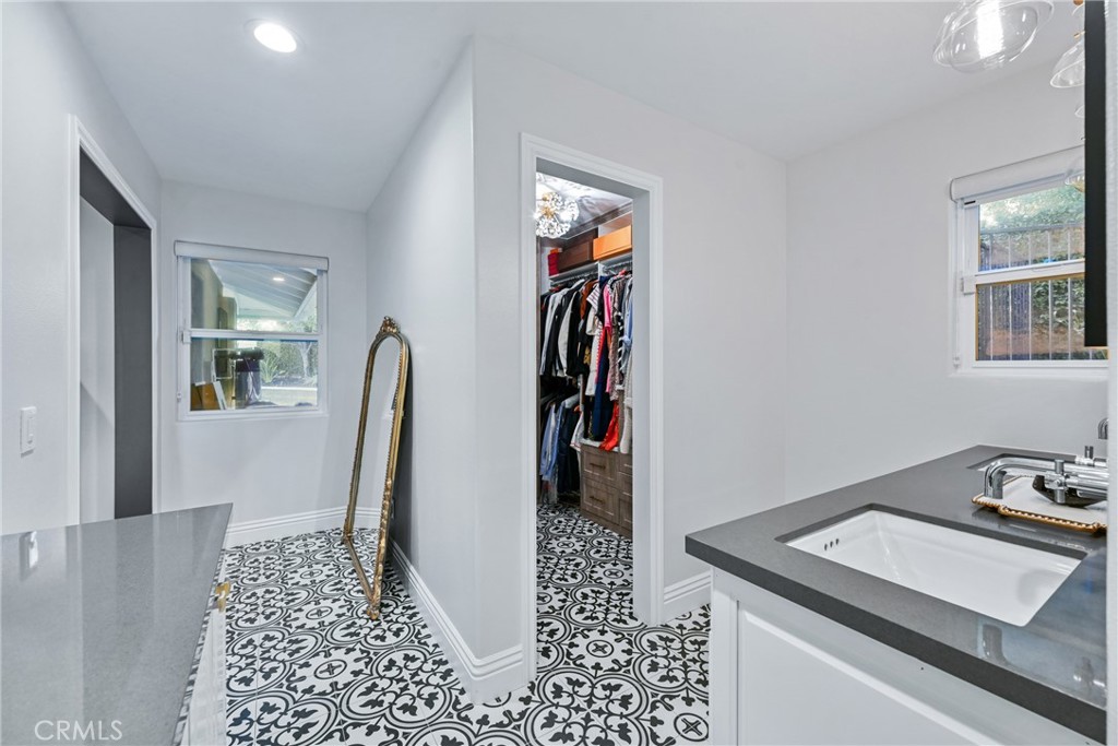 5151 Eucalyptus Hill Road