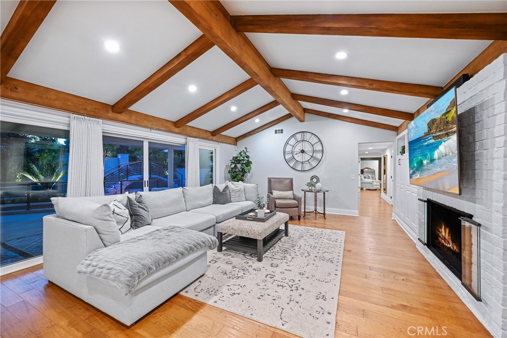 5151 Eucalyptus Hill Road