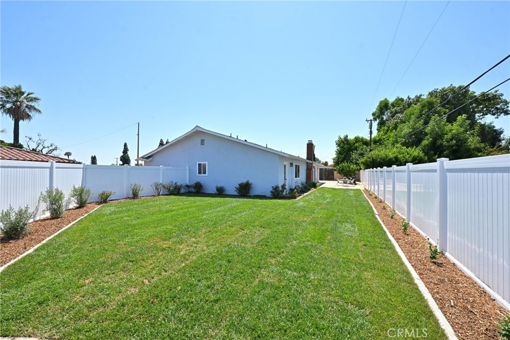 5642 Casa Loma Avenue