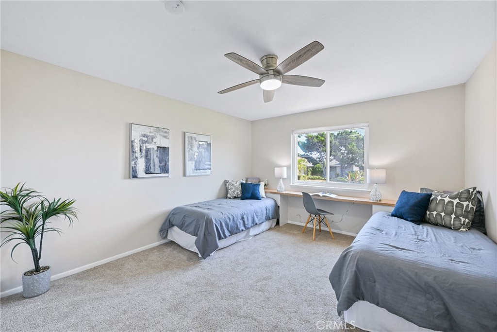 5642 Casa Loma Avenue