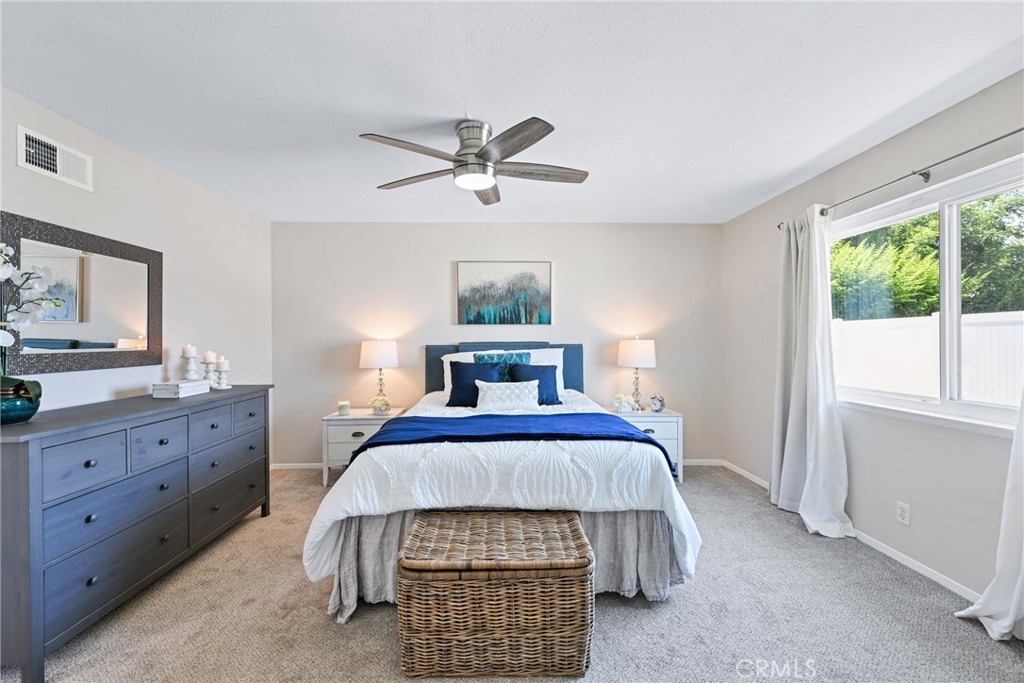 5642 Casa Loma Avenue