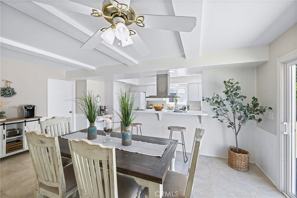 5642 Casa Loma Avenue