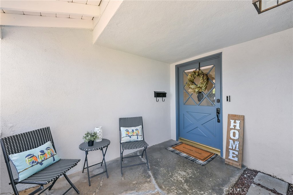 5642 Casa Loma Avenue