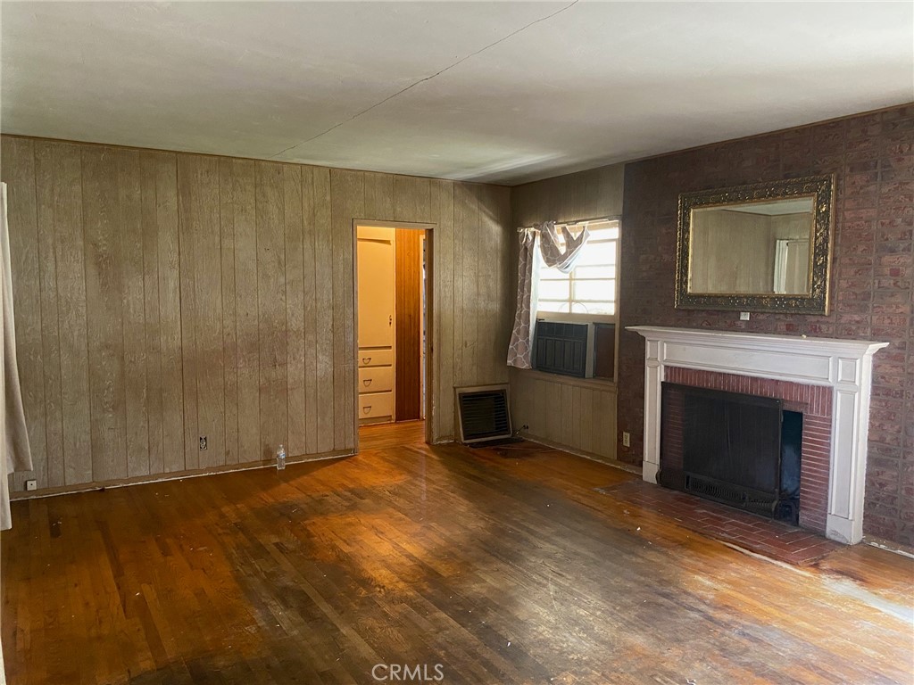 6742 Highland Avenue