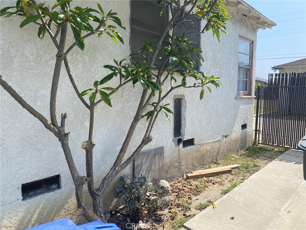 6742 Highland Avenue