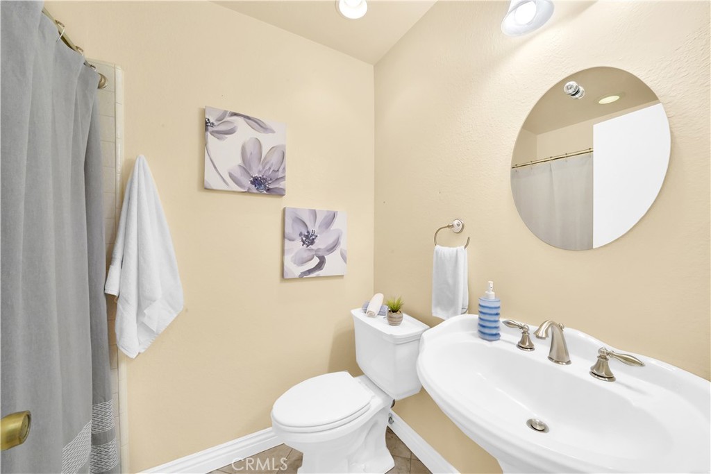 17517 Cerro Vista Drive