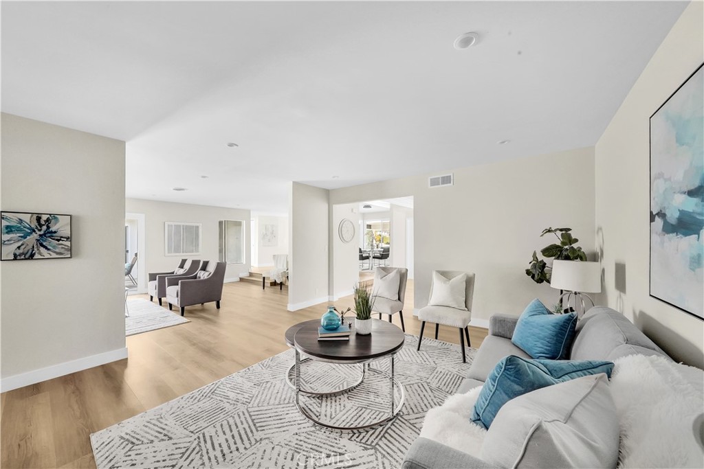 2115 Rosemont Street