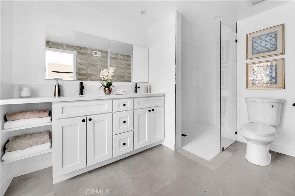 2115 Rosemont Street