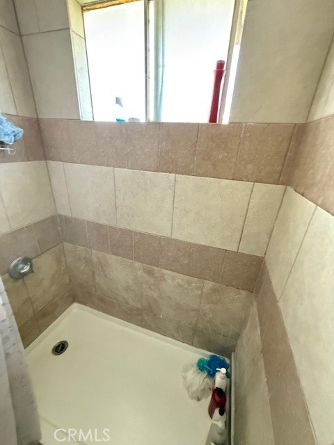 14702 Walters Street